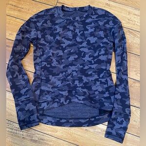 Lululemon Close to crossing camo rulu Long Sleeve Shirt